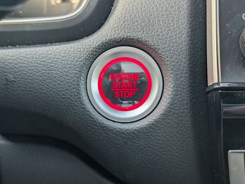 Used 2017 Honda CR-V Touring image 25