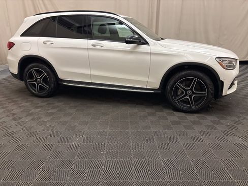 Used 2022 Mercedes-Benz GLC 300 4MATIC image 4