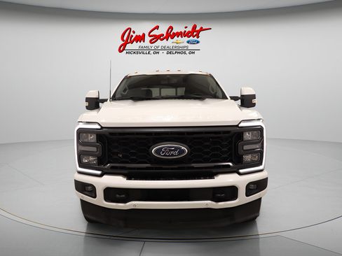 Used 2023 Ford F250 Lariat w/ Lariat Ultimate Package AWD/4WD image 3