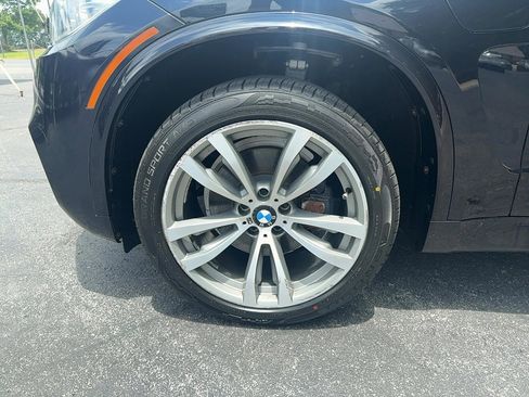 Used 2016 BMW X5 xDrive40e image 9