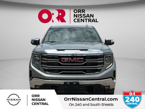 Used 2026 GMC Sierra 1500 SLT AWD/4WD image 2