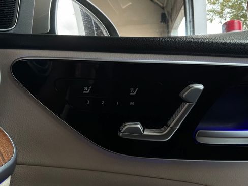 Used 2023 Mercedes-Benz C 300 4MATIC Sedan w/ Exclusive Trim Package image 27