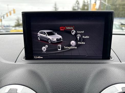 Used 2018 Audi A3 e-tron Premium Plus w/ Premium Plus Package image 24