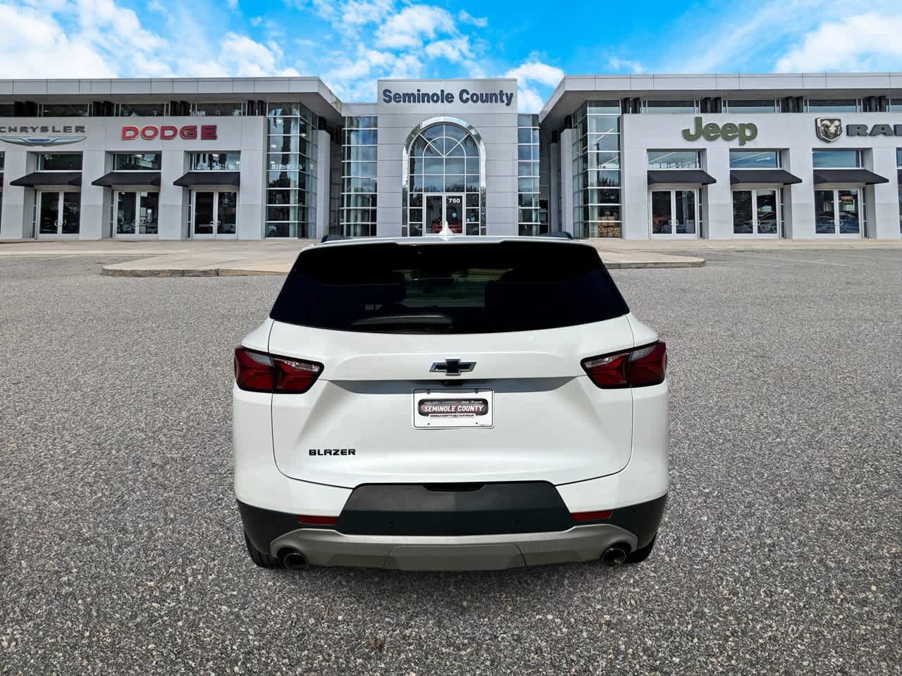Used 2020 Chevrolet Blazer LT w/ Sound & Technology Package FWD image 2