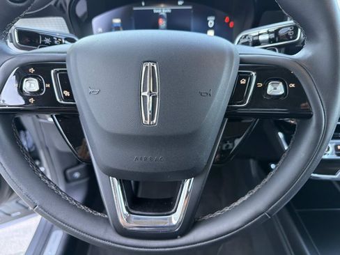 Certified 2023 Lincoln Corsair FWD w/ Equipment Group 101A image 26