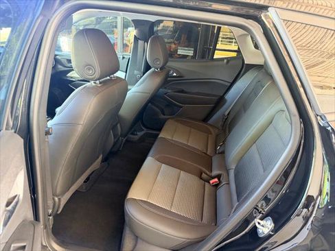 Used 2026 Chevrolet Trax LT FWD image 21