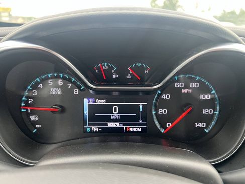 Used 2017 Chevrolet Impala LT FWD image 8