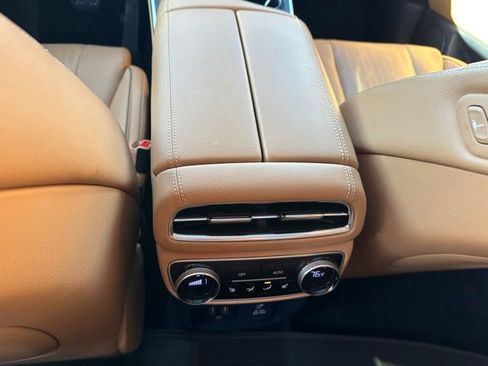 Used 2022 Genesis GV80 3.5T Advanced + AWD/4WD image 16