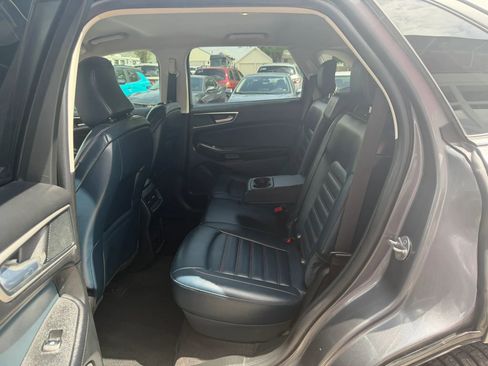 Used 2024 Ford Edge SEL w/ Sport Appearance Package AWD/4WD image 12