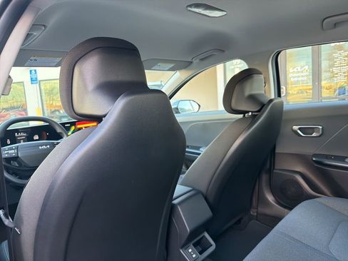 New 2025 Kia K4 FWD image 22