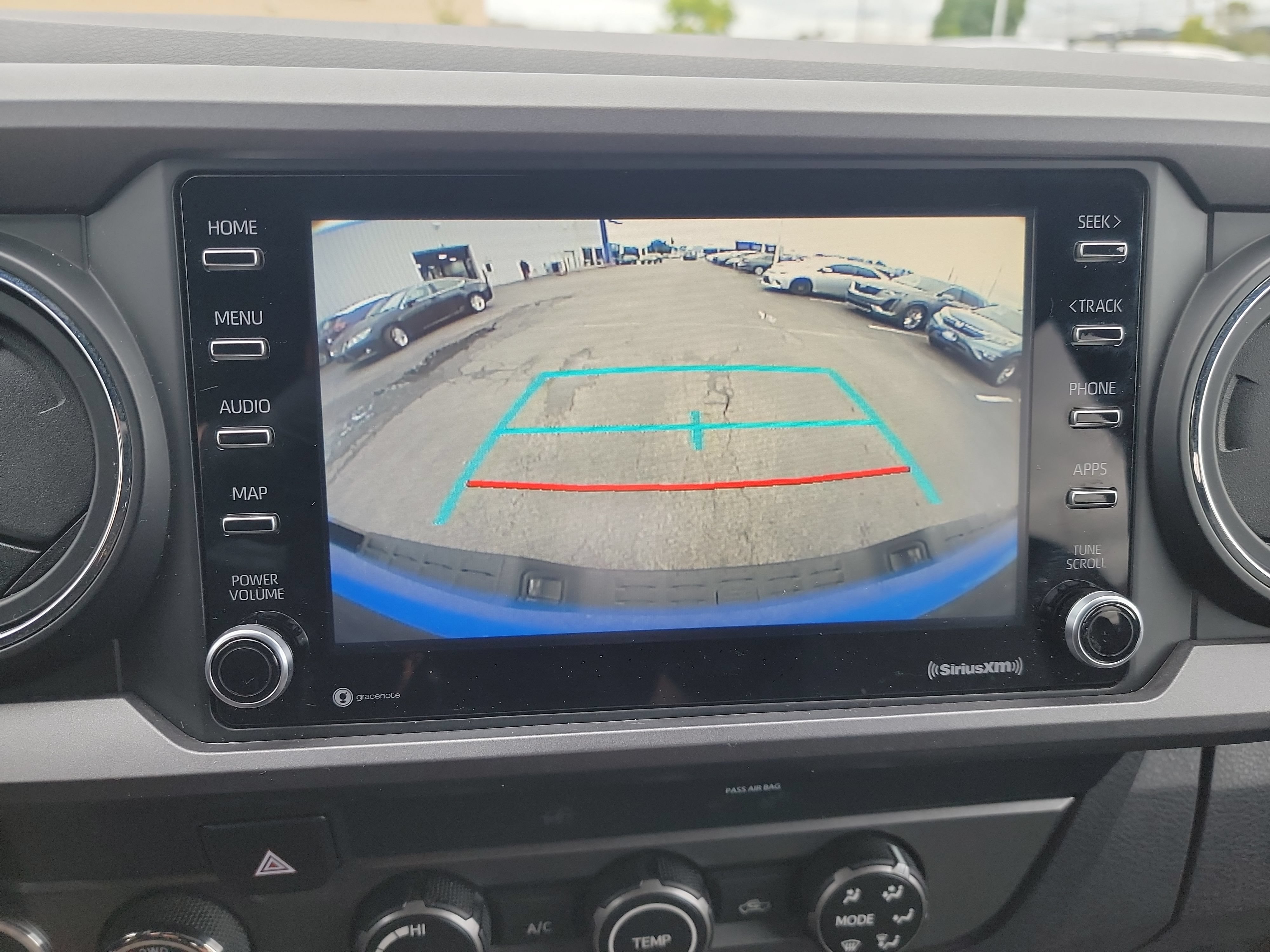 Used 2020 Toyota Tacoma TRD Off-Road AWD/4WD image 23