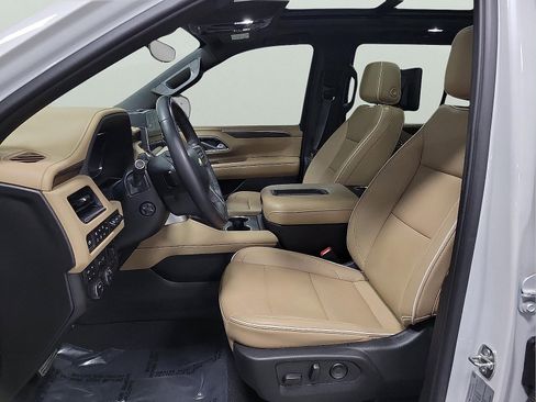 Used 2024 Chevrolet Tahoe Premier w/ Advanced Technology Package image 11