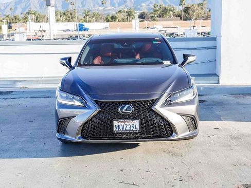 Used 2024 Lexus ES 300h F Sport w/ Accessory Package (Z2) image 3