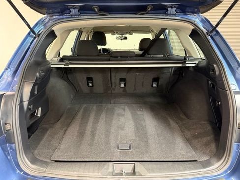 Used 2019 Subaru Outback 2.5i AWD/4WD image 14