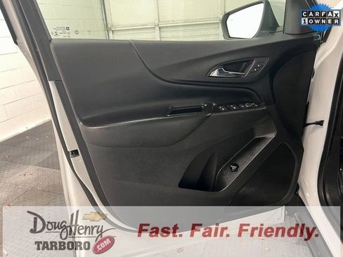 Used 2020 Chevrolet Equinox LT image 27