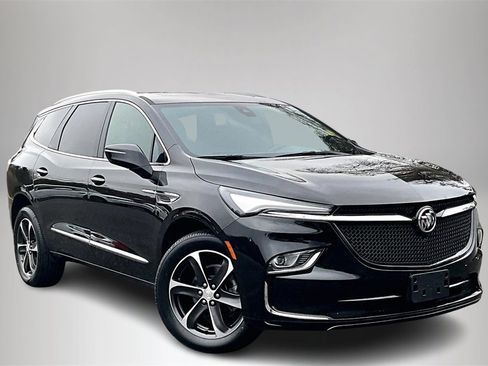 Certified 2022 Buick Enclave Essence w/ Experience Buick Package image 1