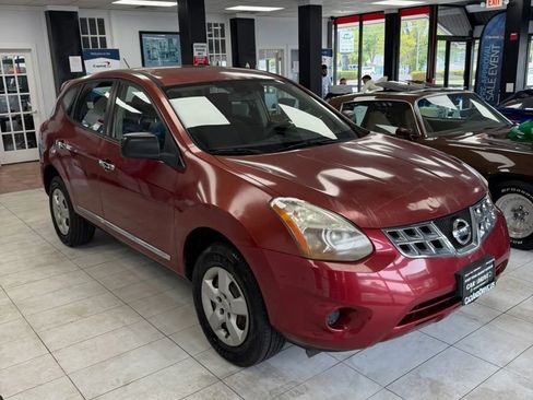Used 2013 Nissan Rogue S AWD/4WD image 1