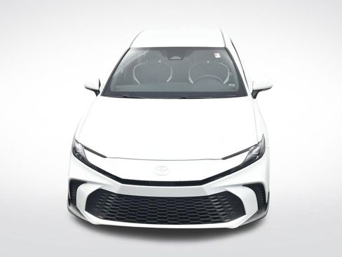 Used 2025 Toyota Camry SE FWD image 21