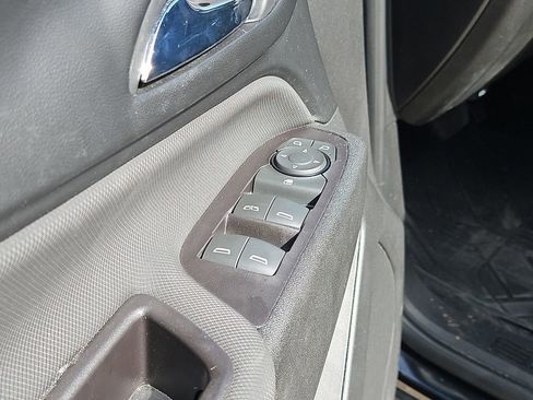 Used 2022 Chevrolet Equinox RS w/ LPO, Floor Liner Package image 20