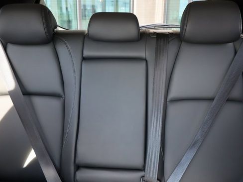 Certified 2025 MAZDA CX-30 AWD 2.5 S w/ Preferred Package image 15