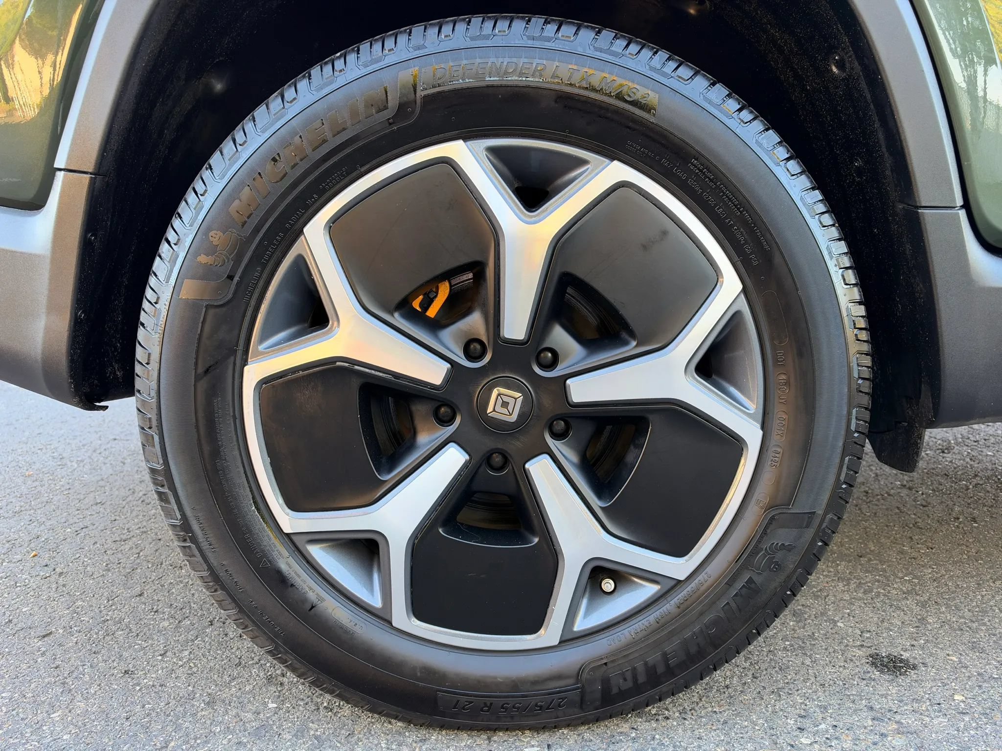 Used 2022 Rivian R1T Adventure AWD/4WD image 21