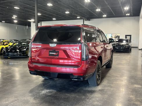 Used 2023 Cadillac Escalade Sport w/ LPO, ONYX Package AWD/4WD image 3