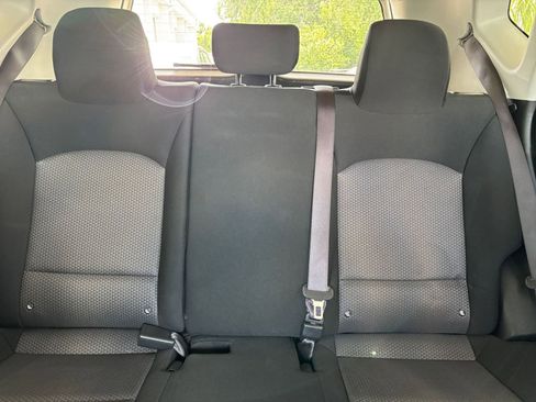 Used 2025 Kia Soul LX w/ LX Technology Package FWD image 38