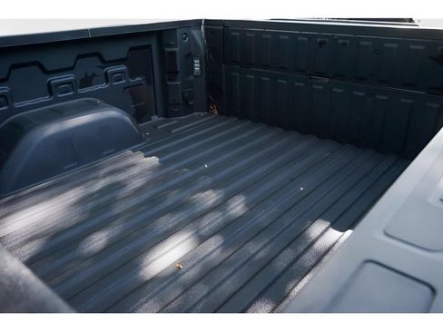 Used 2025 GMC Sierra 1500 Denali AWD/4WD image 27