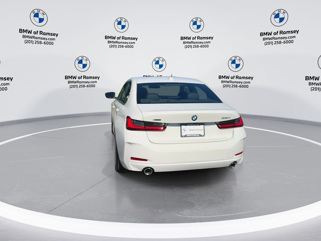 Used 2025 BMW 330i xDrive Sedan AWD/4WD image 7