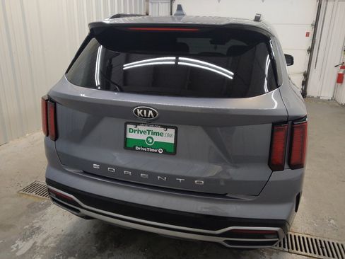 Used 2021 Kia Sorento S w/ Panoramic Sunroof Package FWD image 7