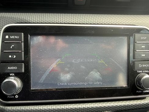 Used 2021 Nissan Kicks S FWD image 5