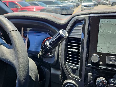 Used 2024 Nissan Titan PRO-4X w/ Off Road Protection Package AWD/4WD image 22