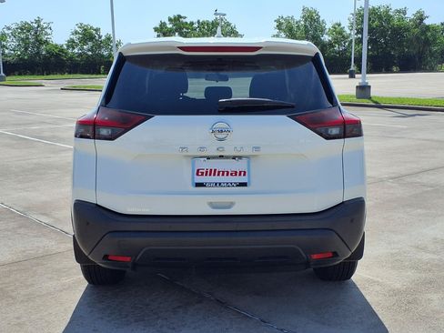 Used 2021 Nissan Rogue S FWD image 11