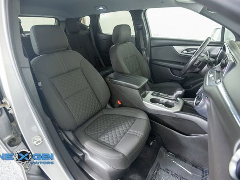 Used 2019 Chevrolet Blazer LT AWD/4WD image 42