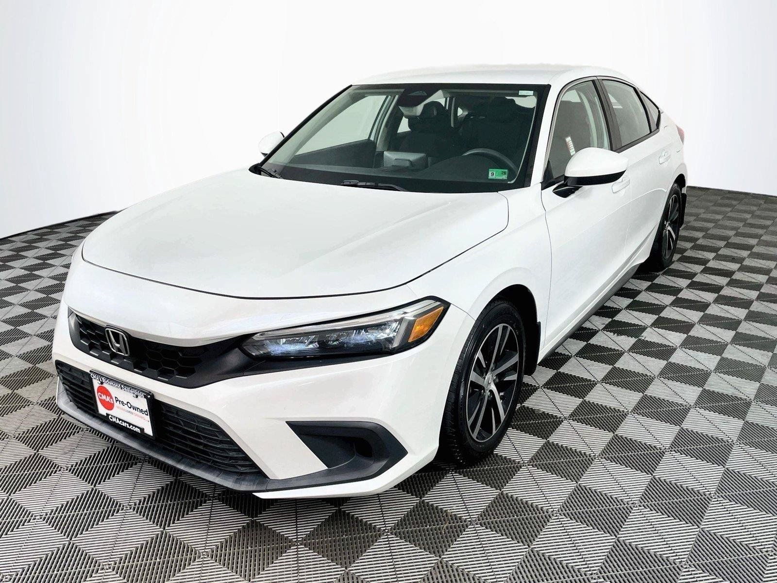 Used 2024 Honda Civic LX image 3