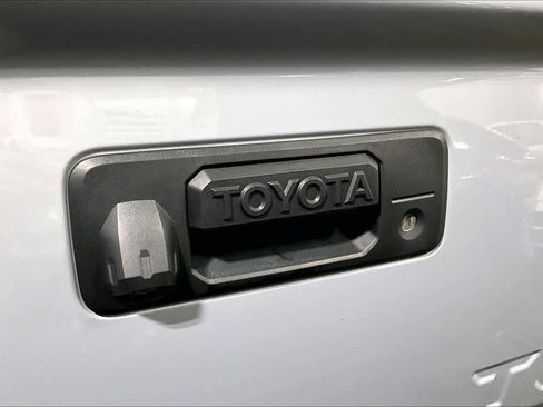 Used 2021 Toyota Tundra SR5 image 31