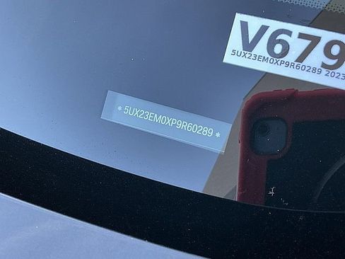 Used 2023 BMW X7 xDrive40i w/ M Sport Package image 32