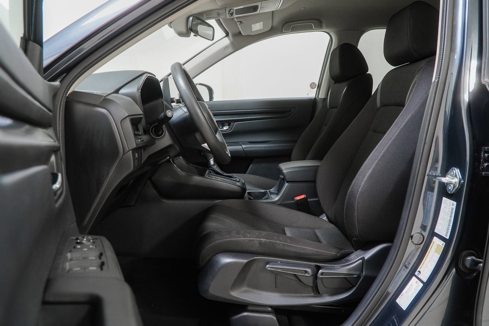 Used 2025 Honda CR-V LX image 19