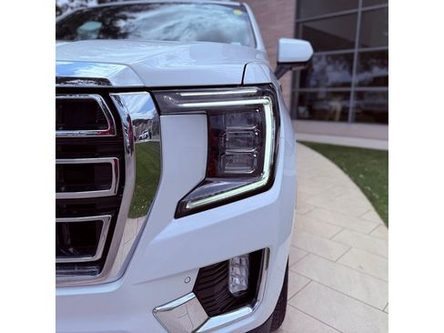 Used 2024 GMC Yukon SLT AWD/4WD image 9