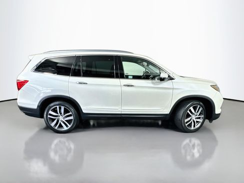 Used 2016 Honda Pilot Elite image 8