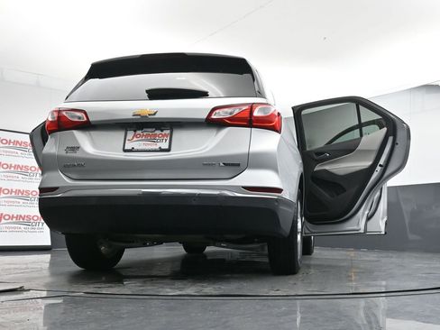 Used 2018 Chevrolet Equinox Premier image 43