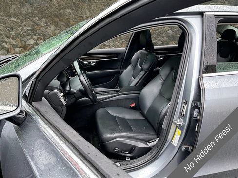 Used 2019 Volvo S90 T5 Momentum FWD image 23