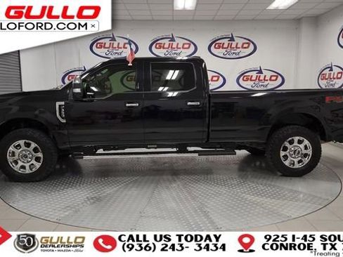 Used 2020 Ford F350 Lariat w/ Chrome Package image 5
