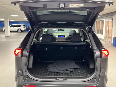 Used 2023 Toyota RAV4 XLE w/ Convenience Package AWD/4WD image 30