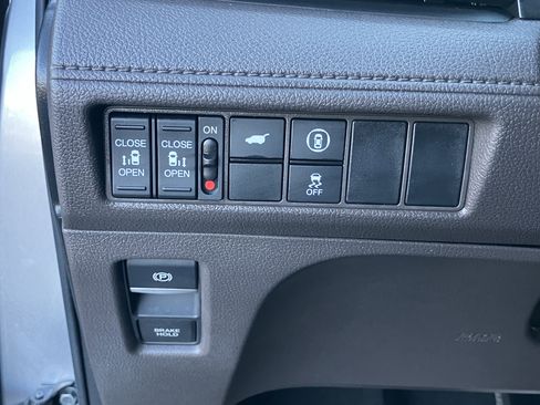 Certified 2024 Honda Odyssey EX-L image 22