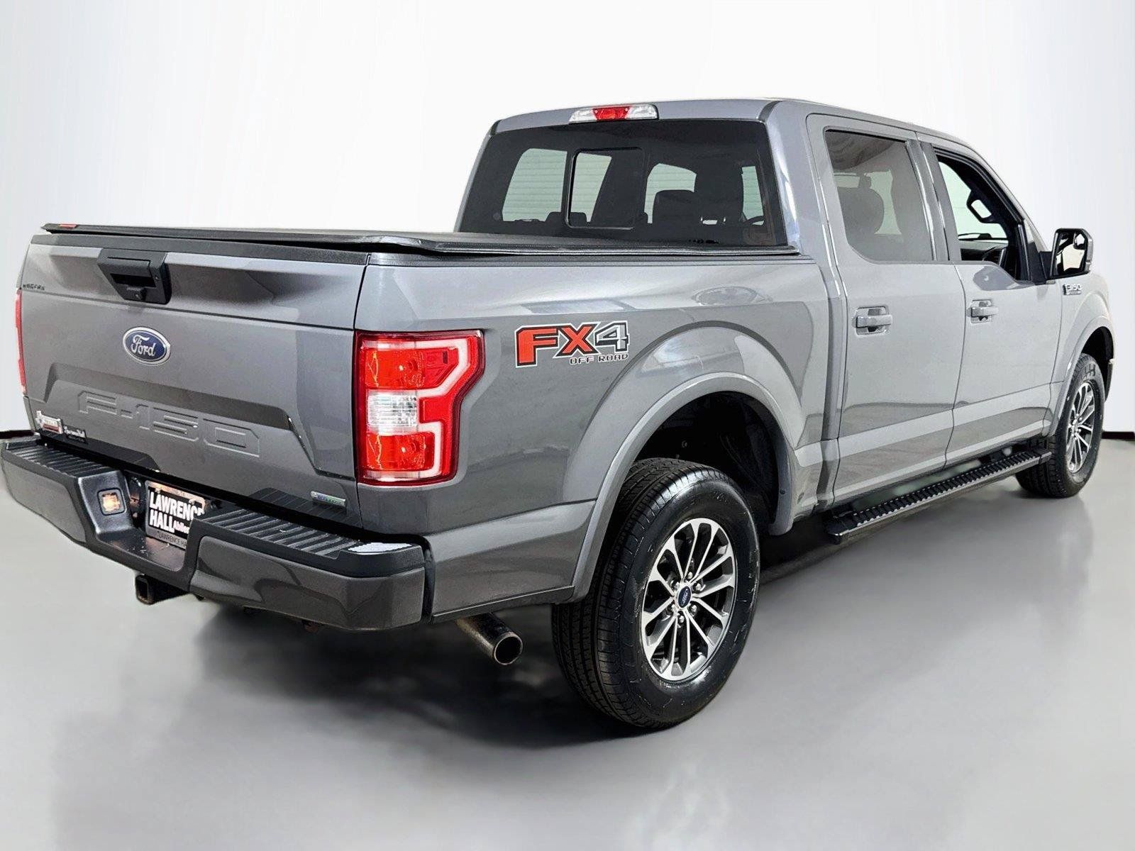 Used 2020 Ford F150 XLT w/ Equipment Group 302A Luxury AWD/4WD image 4
