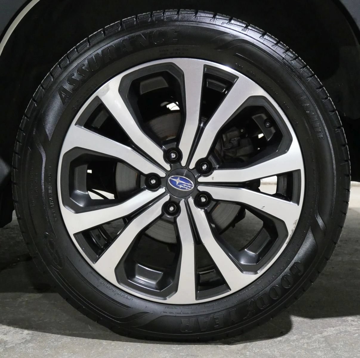 Used 2019 Subaru Forester Limited AWD/4WD image 29
