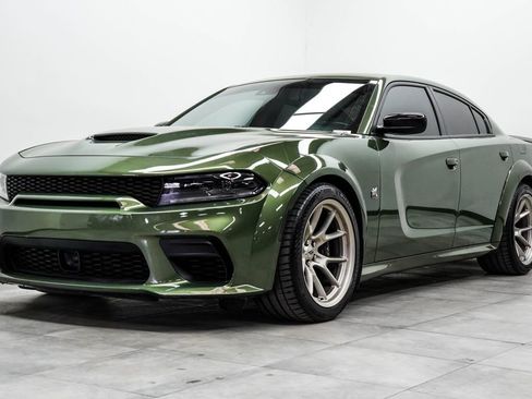Used 2023 Dodge Charger Scat Pack RWD image 7