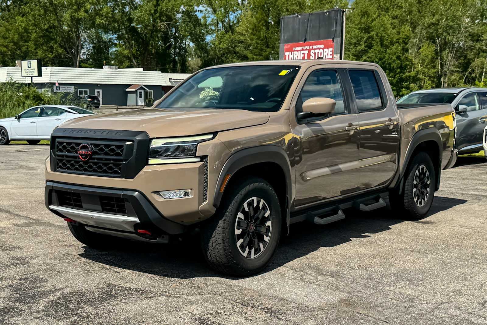 Certified 2023 Nissan Frontier PRO-4X w/ Pro Convenience Package AWD/4WD image 7
