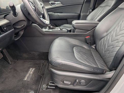 Used 2024 Kia Sportage X-Line w/ X-Line Premium Package AWD/4WD image 15